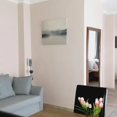 Hajnalcsillag شقة